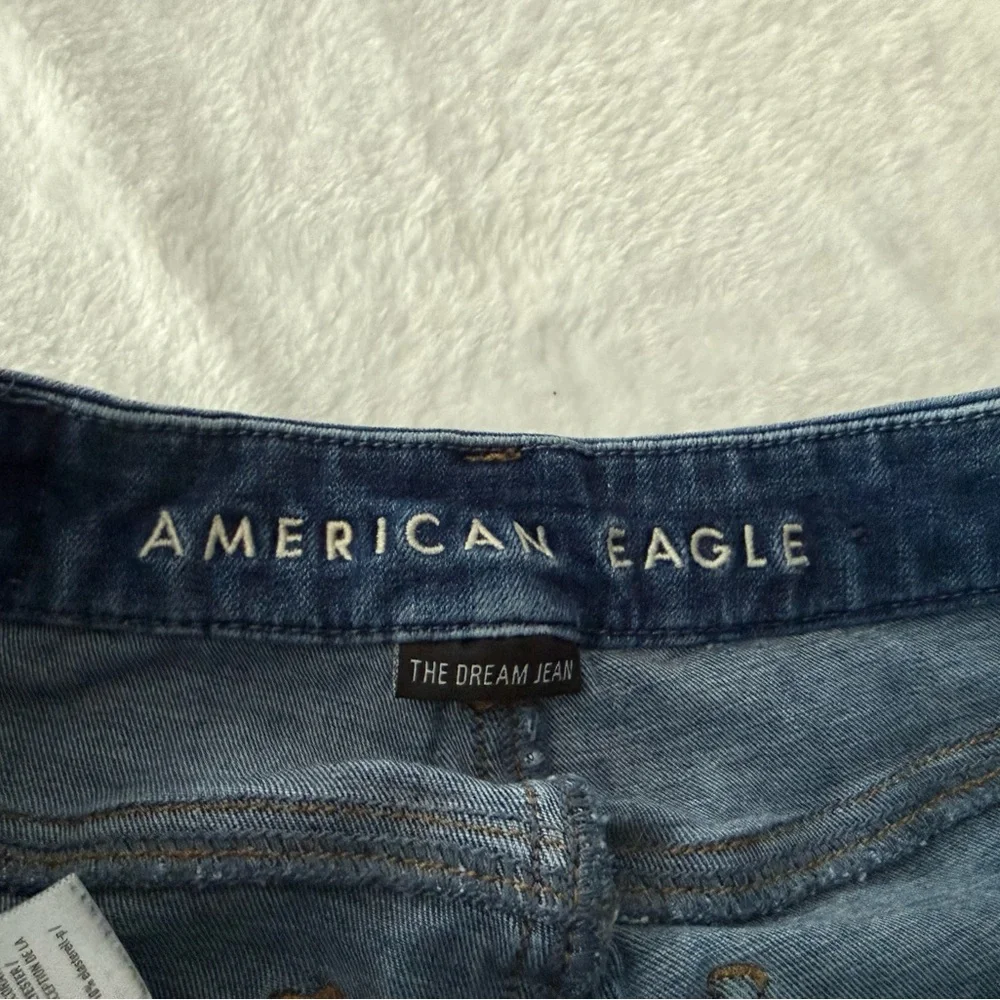 American Eagle Distressed Skinny Stretch Dream Jeans 2 - Picture 4 of 7